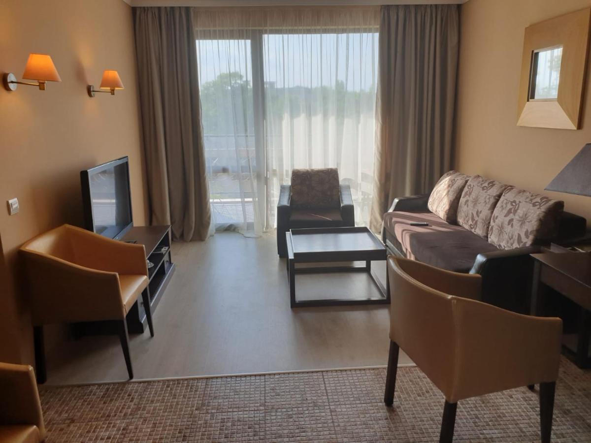 Barcelo Royal Beach - Prestige Apartments Slântsjev Brjag Eksteriør bilde